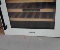 Se vende vinacoteca a estrenar para modulo 50x60 cocina