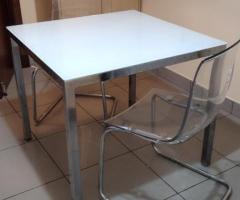 mesa y sillas de cocina