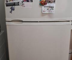 vendo, nevera, lavadora y cocina de gas.