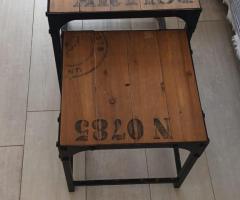 Mueble estilo industrial y mesitas encajadas de centro