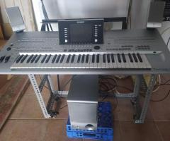 TYROS 3