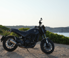 Moto Benelli Leoncino