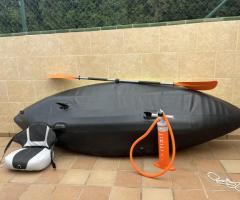 Pack kayak hinchable individual (kayak + hinchador + remos de dos palas)