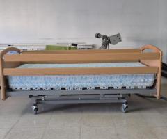 CAMA GERIÁTRICA ARTICULADA CASI NUEVA CON COLCHÓN